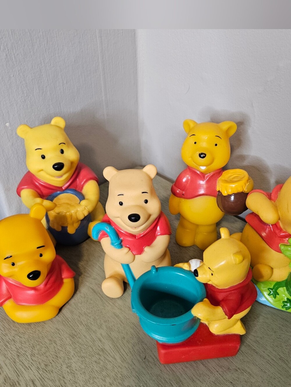 Vintage Winnie The Pooh Lot Squeeze Toy. Misc
